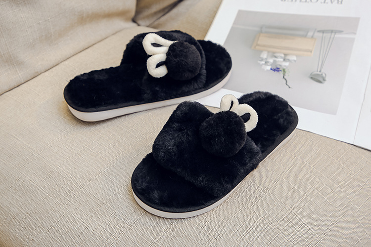 X Autumn And Winter New Children's Plush Slippers Home Warm Cartoon Fashion Soft Bottom Winter Baby Wholesale Fur Ball Style display picture 5