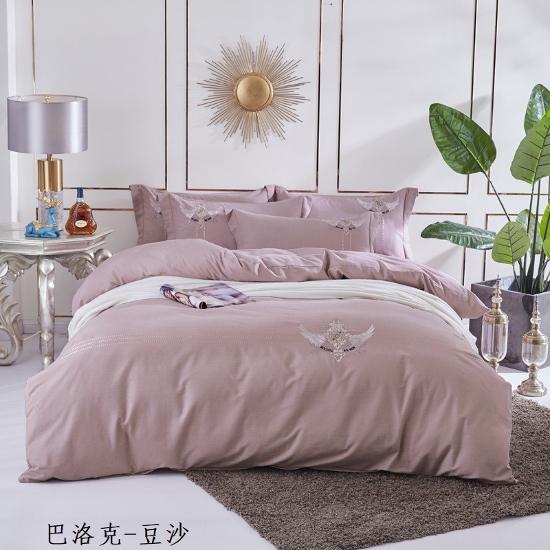 Good Jiangnan home textiles 2019 Autumn and winter Cotton Brushed Embroidery Four piece suit