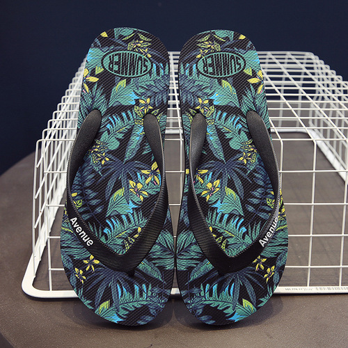 National trend totem style slippers for men, summer flip-flops, fashionable outer wear, personalized beach shoes, trendy casual sandals