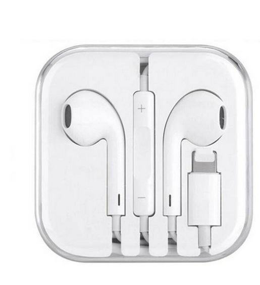 Wired Bluetooth Earphone IPhone 8 max In Ear Headphones