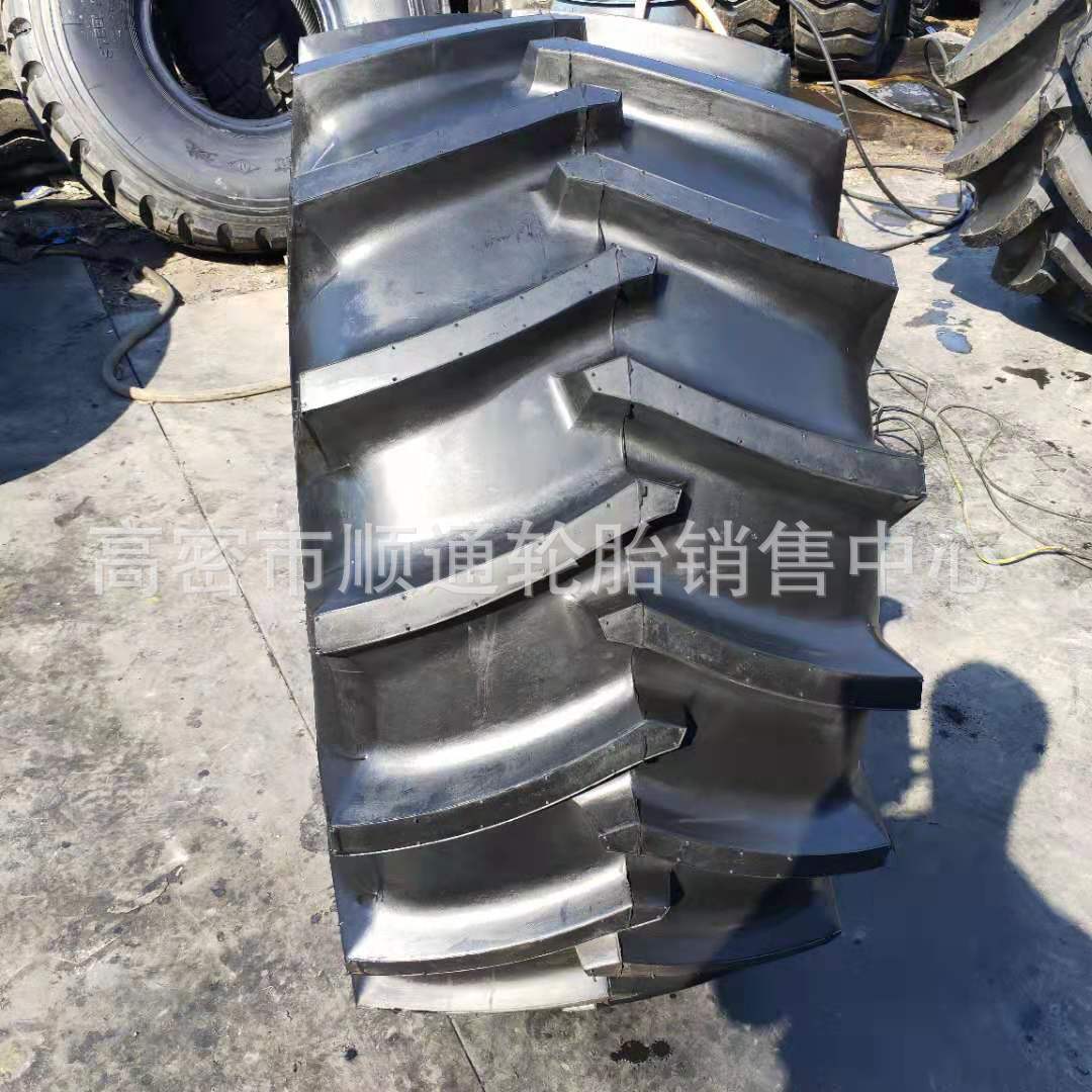 现货21.5-16.1 人字花纹捆草机轮胎钢圈内胎可配31*15.5-15真空