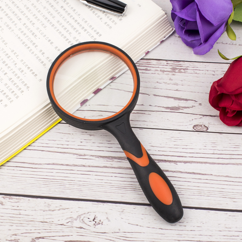 Two-color rubber handheld magnifying glass