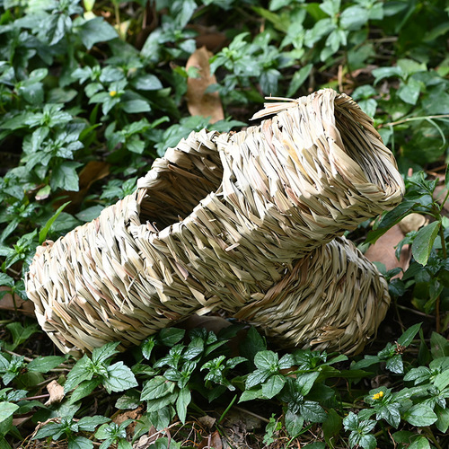 Natural porous dodging pipe straw hamster golden bear rabbit chinchilla molar landscaping toy nest