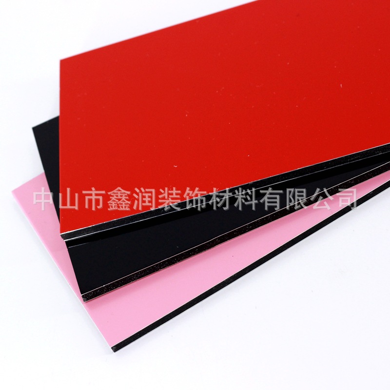 高光绯红铝塑板3mm4mm高光中国红室内装饰铝塑板铝塑复合板批发