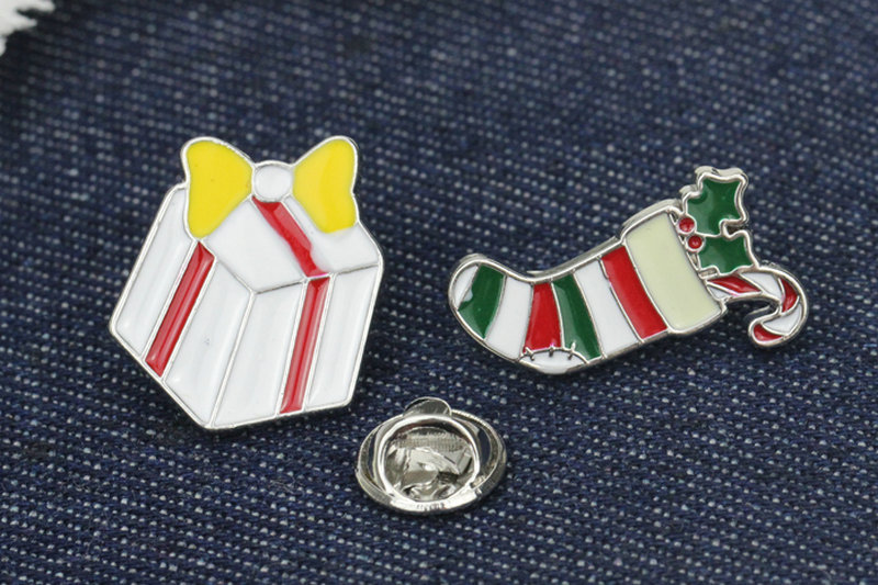 Cartoon Style Animal Santa Claus Snowman Alloy Enamel Artificial Gemstones Unisex Brooches display picture 7