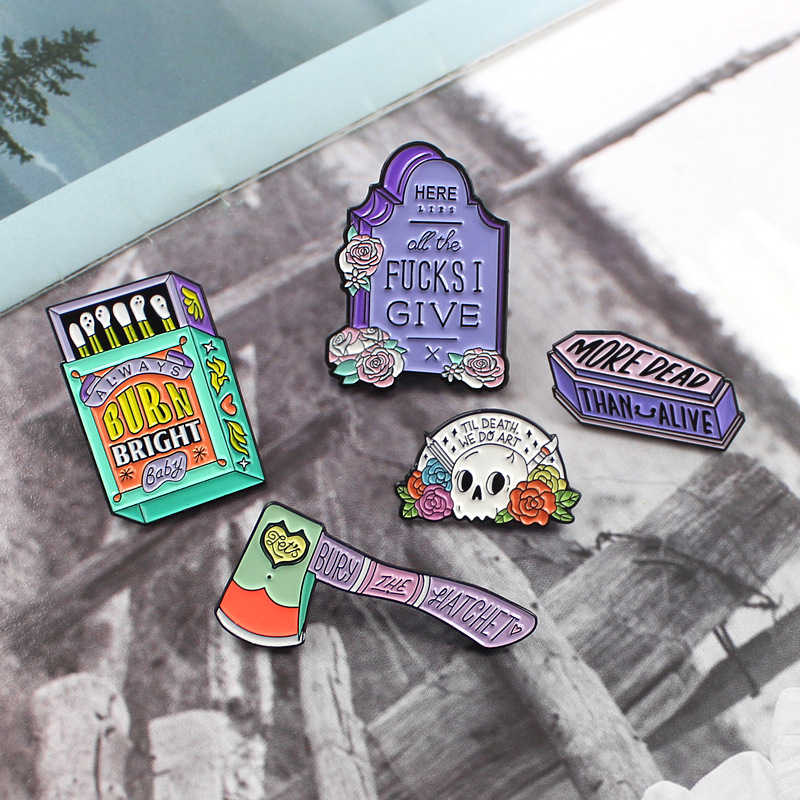 Unisex Gender Enamel Design Exaggerated Style Exaggerated Pin Letter Skull Alloy Enamel Unisex Brooches