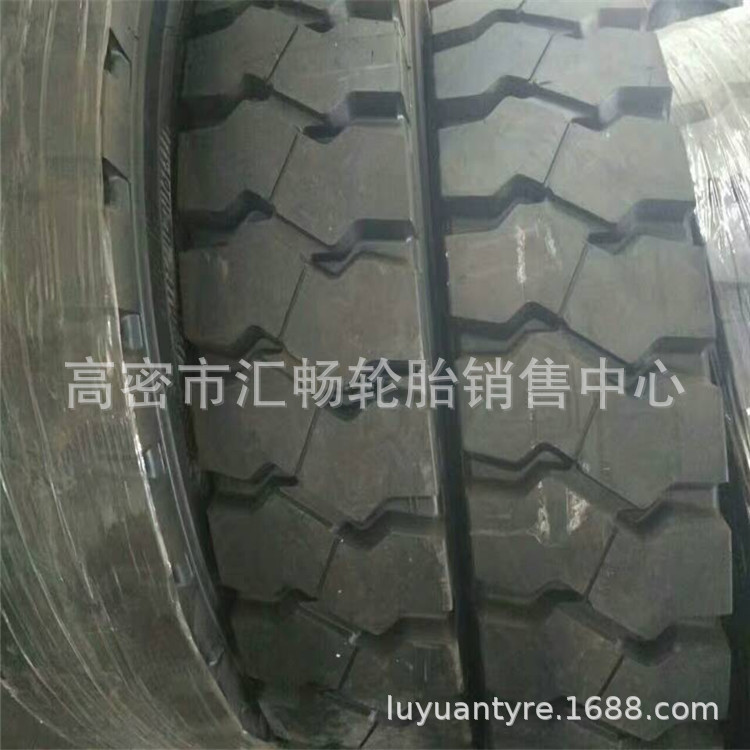 银宝 14.00R24工程轮胎 1400R24 矿用自卸车轮胎