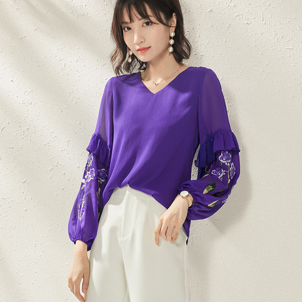 Autumn Slender V-neck long-sleeved embroidered Chiffon cardigan 