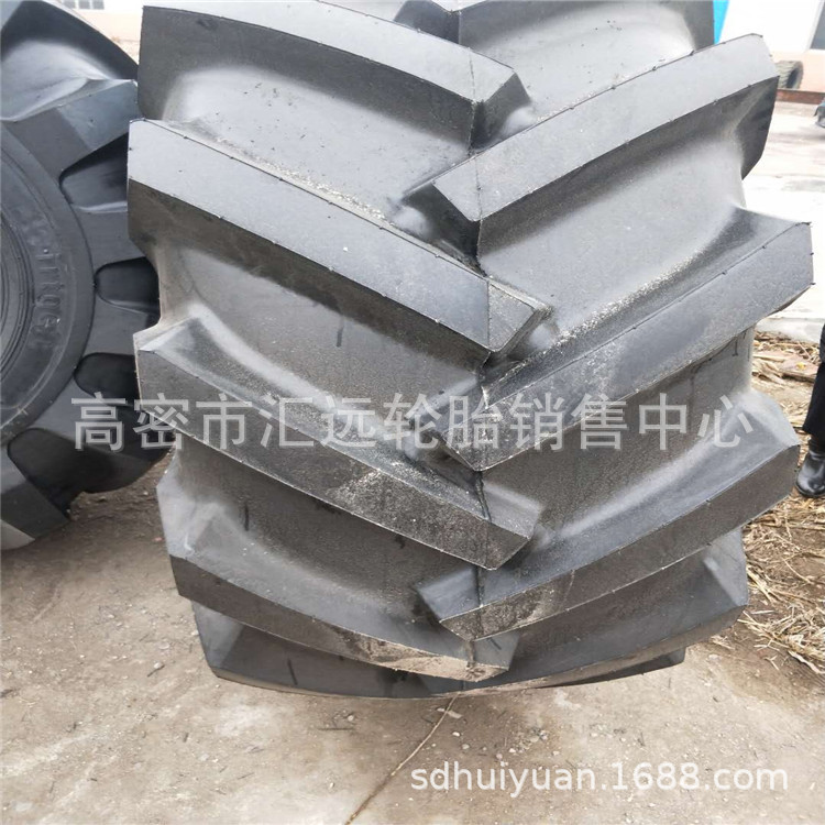 天力路拌机轮胎26.5-25人字花纹冷再生机R-1轮胎23.5-25