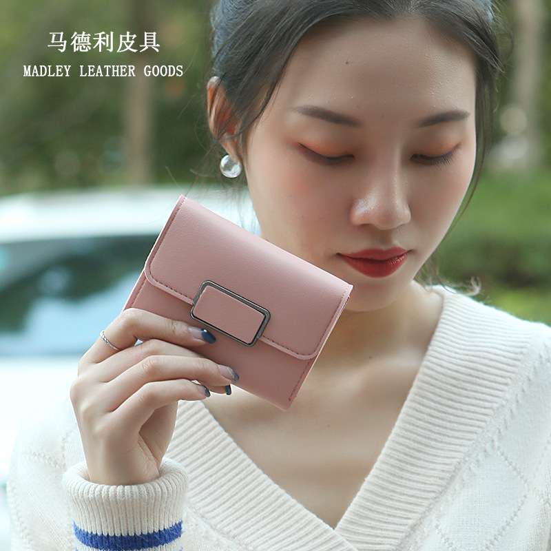 Manufacturer Direct Selling New Short Style Fashion Simple Square Decoration Fashion Litchi Pattern Women's Solid Color Three Fold Student Wallet