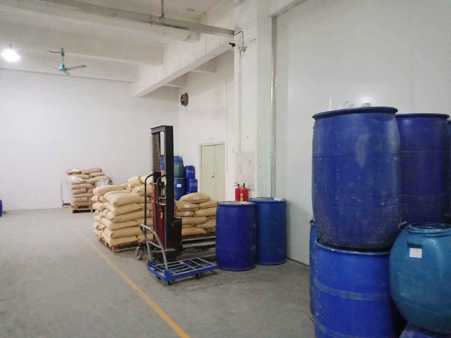 粘接性强成膜性好水性丙烯酸乳液印花胶浆专用丙烯酸乳液