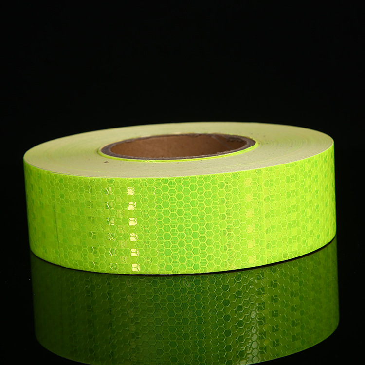 厂家自销 PVC荧光绿闪亮晶蜂窝反光胶带 车辆防护警示提示用品