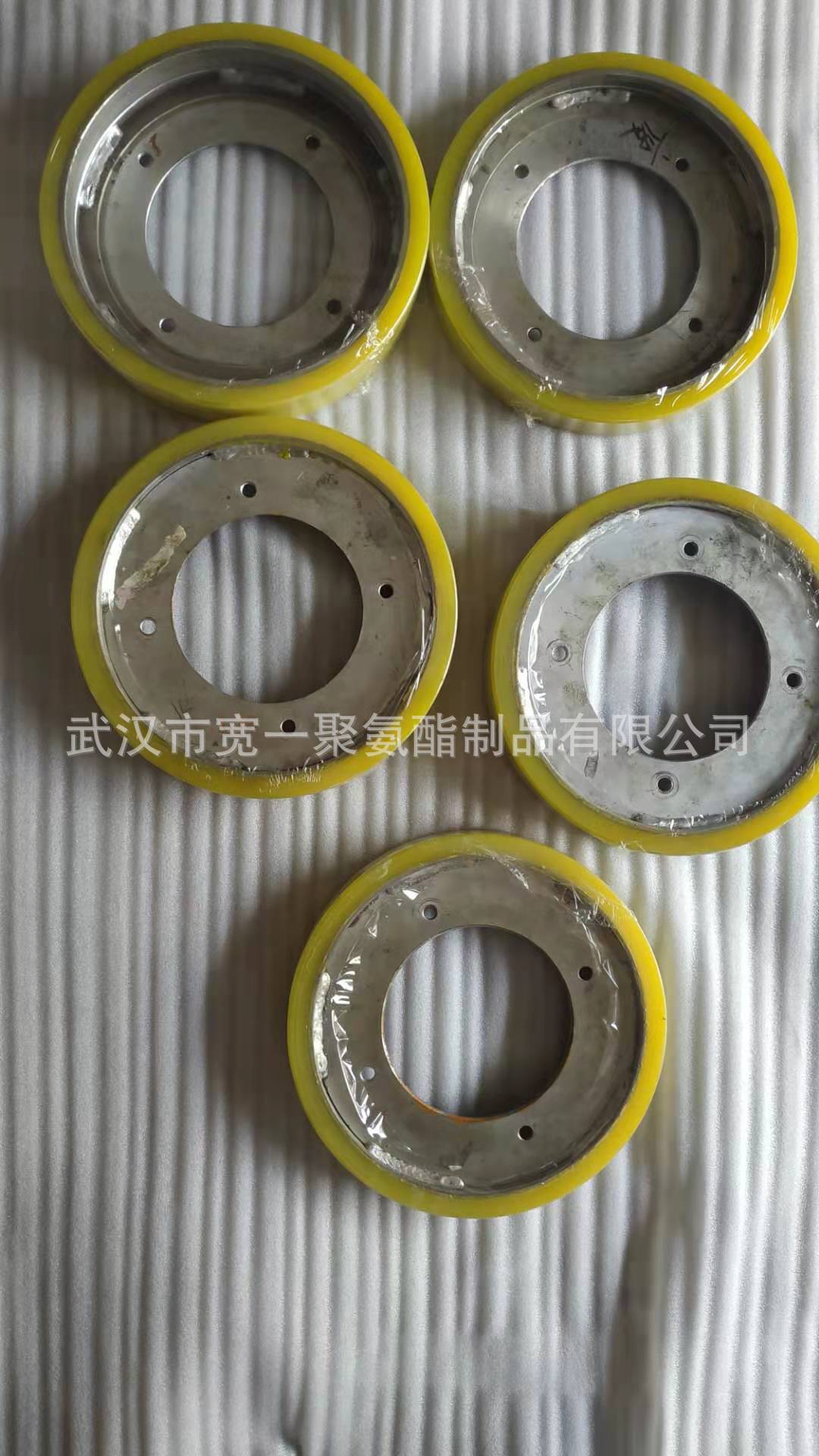 供应湖北十堰、襄阳汽车生产线用包胶轮加工、翻新、定做包胶轮