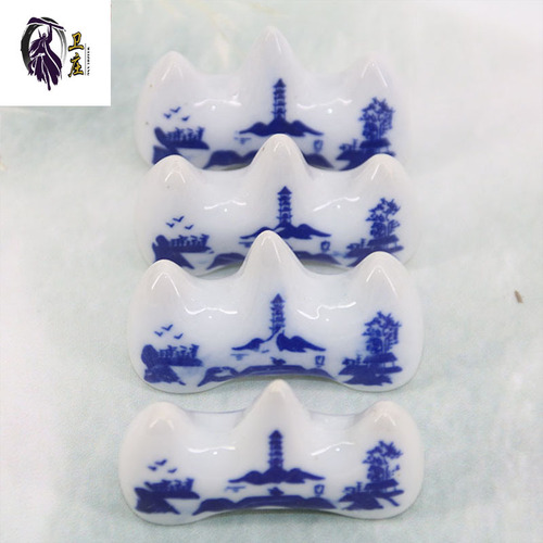Wholesale ceramic blue and white pen mountain pen pen holder small fork brush holder study four treasures calligraphy and painting supplies