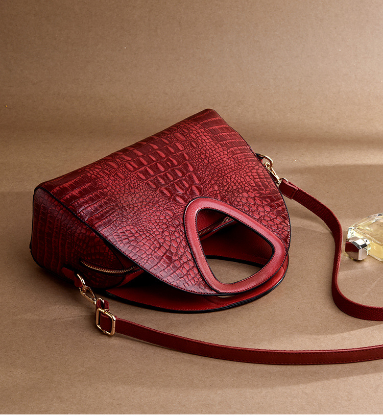 Women's Fashion bags Shoulder Crossbody Embossed Soft Leather Middle-aged Vintage Handbag_voghion.com