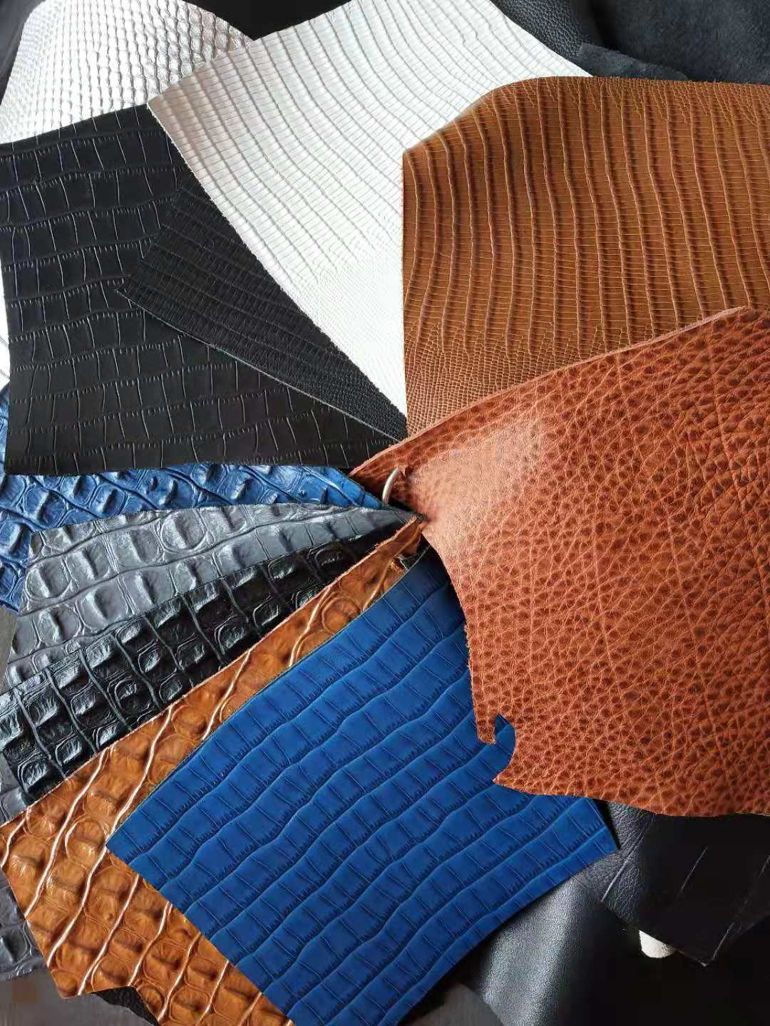 各种压花鳄鱼纹黄牛皮