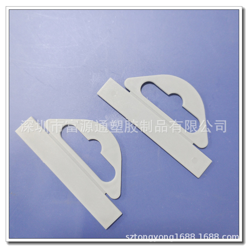 生产PVC自粘挂钩-批发PET粘性挂勾-批量三角孔胶帖挂钩