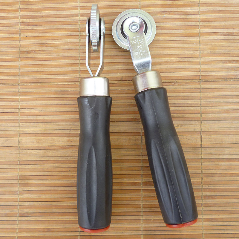 汽车轮胎补胎压实滚轮汽车音响隔音轮滚轮工具隔音止震板压辊工具