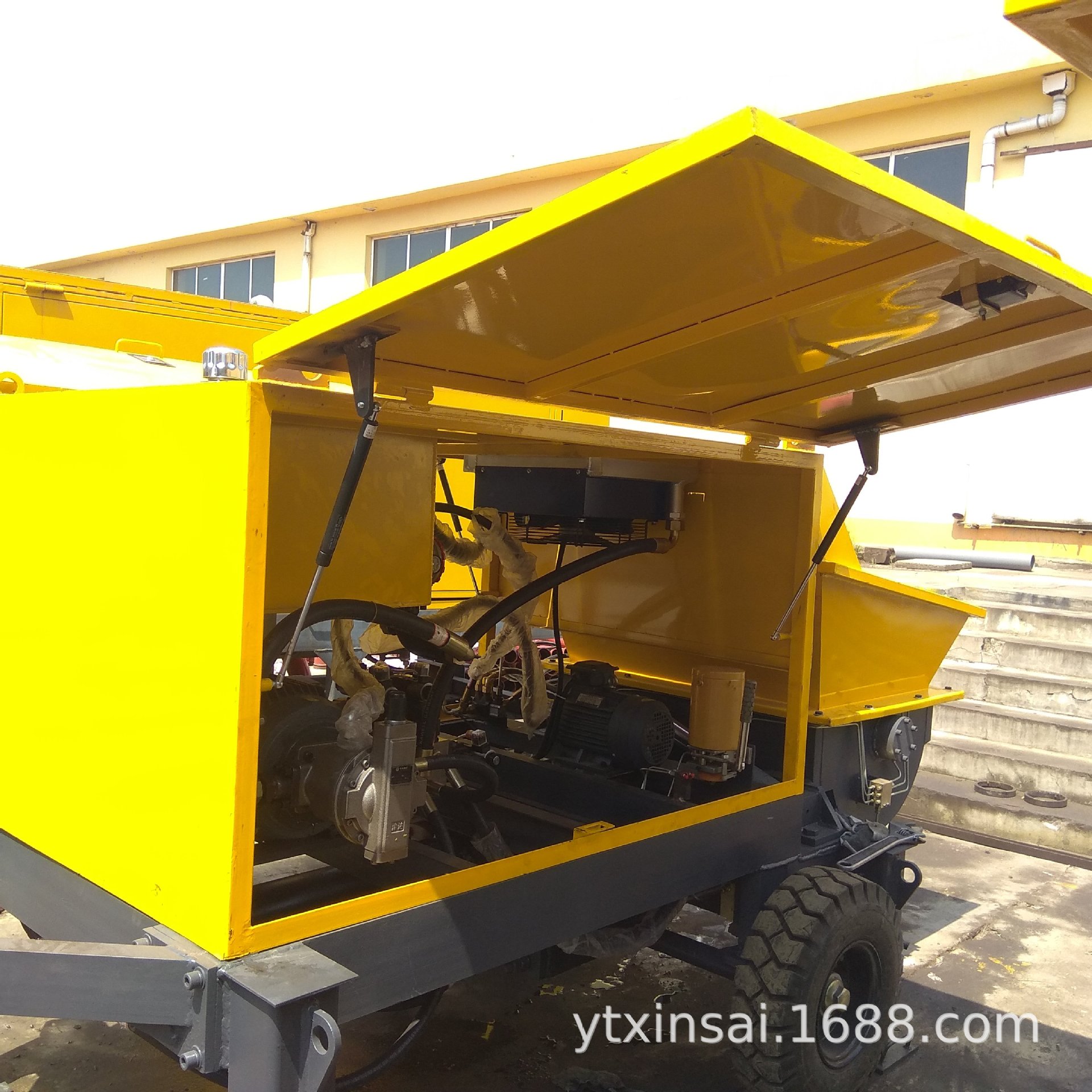 小功率15kw+7.5kw混凝土输送泵 双电机 200输送缸 打柱泵 HBTS10