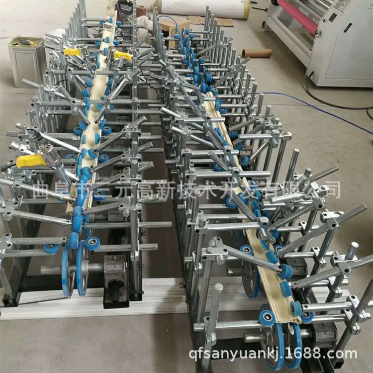 PUR包覆机 双工序真空吸塑覆膜机 石塑墙板背景墙线条包覆机