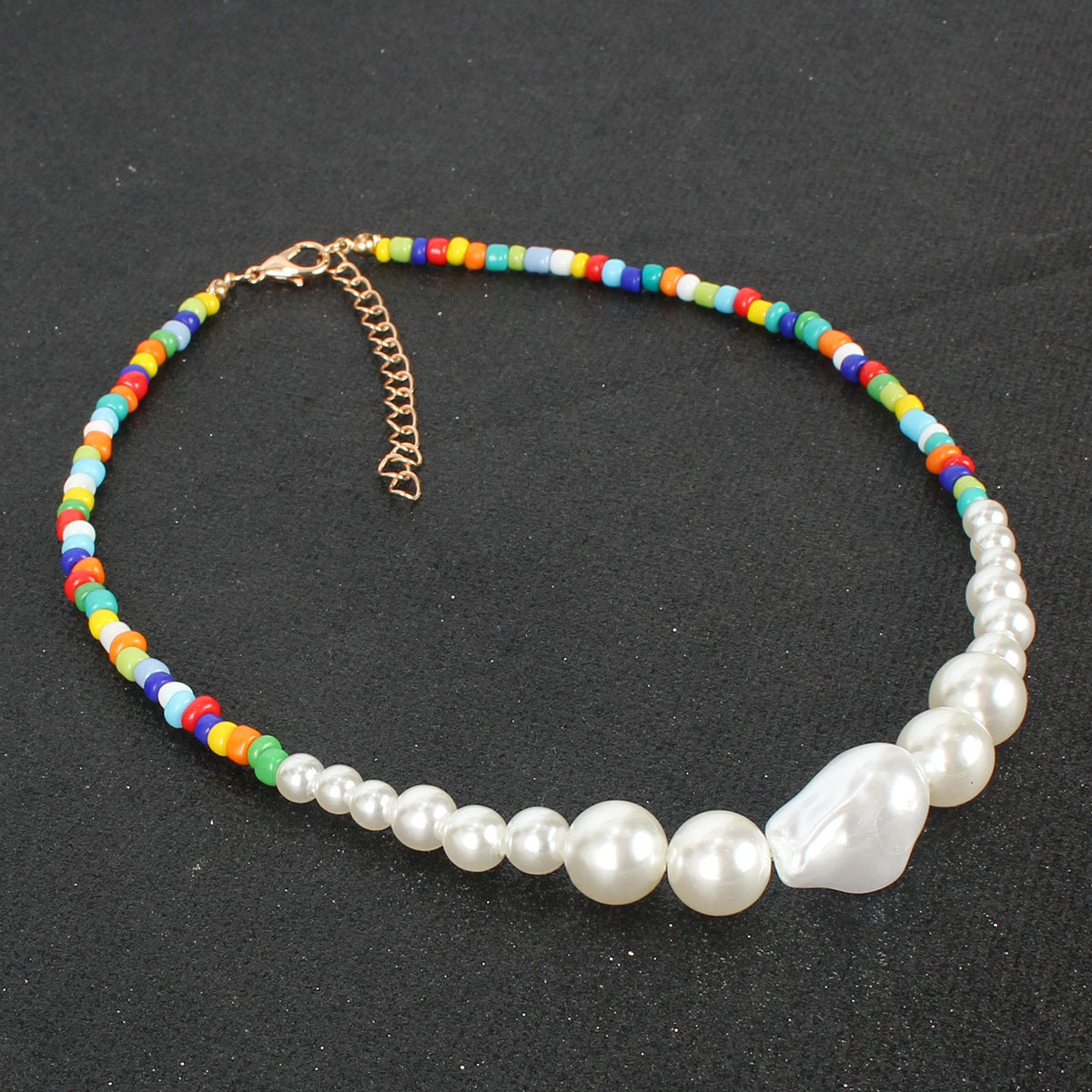 Bohemian Colored Rice Bead Necklace Necklace Shaped Pearl Choker Necklace display picture 4
