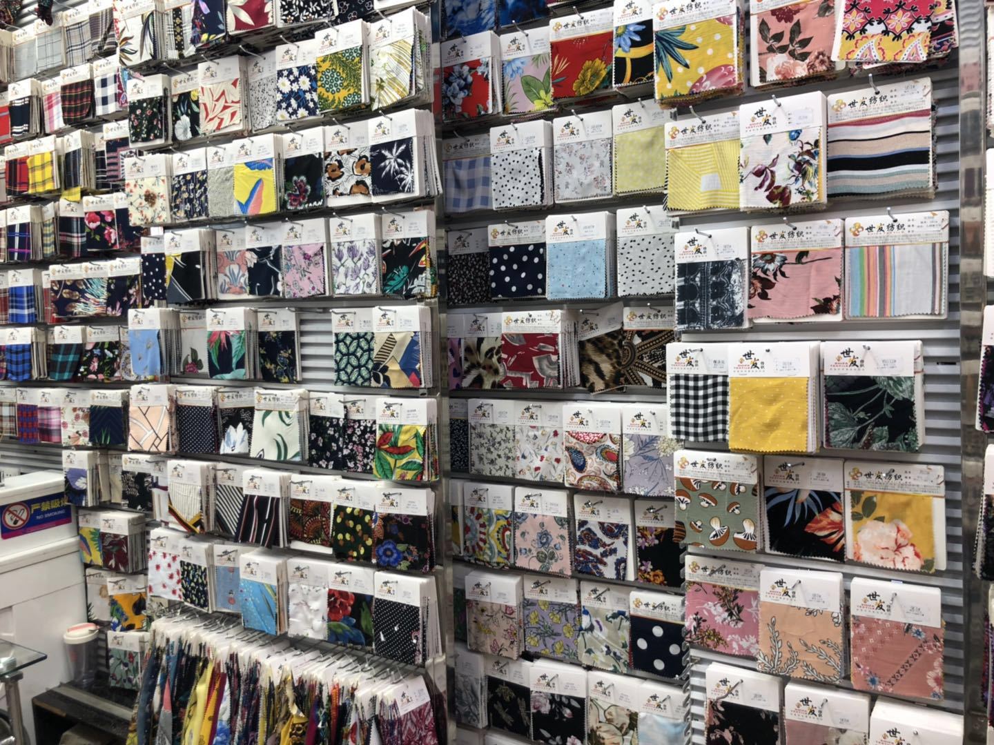 世发纺织  色卡专拍链接 提供面料色卡 欢迎索取 拍前拍下请留言