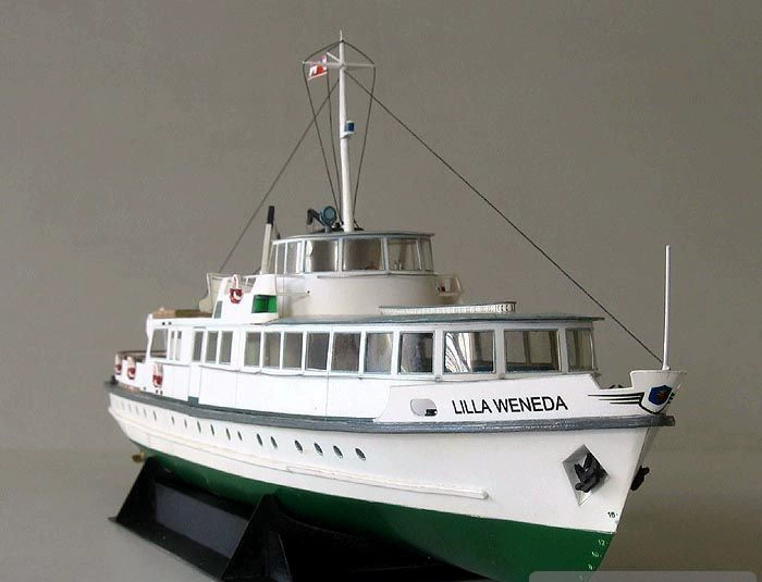 Бумажная модель 1:100 Польский побережный паром ночной круиз яхта, очень изящная