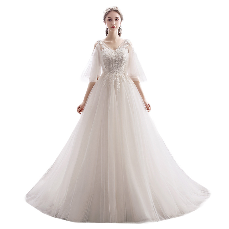 Vestido de novia estilo bosque, modelo nuevo 2026, retro francés Hepburn, súper hada, adelgazante, para exteriores, sencillo, estilo TikTok.