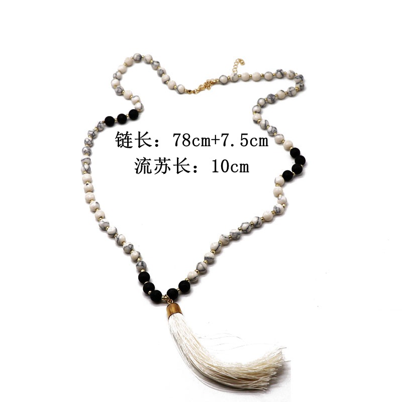 Hersteller Liefern Europäische Und Amerikanische Perlen Halskette Weiße Perlen Schwarze Holzkohle Perlen Halskette Pullover Kette Weiße Faden Quasten Halskette display picture 1
