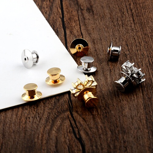 Fashion Hot Selling Creative Pin Clips Brooch DIY Accessories Real Gold Color Fast Electroplated Pin Clips Wholesale Full