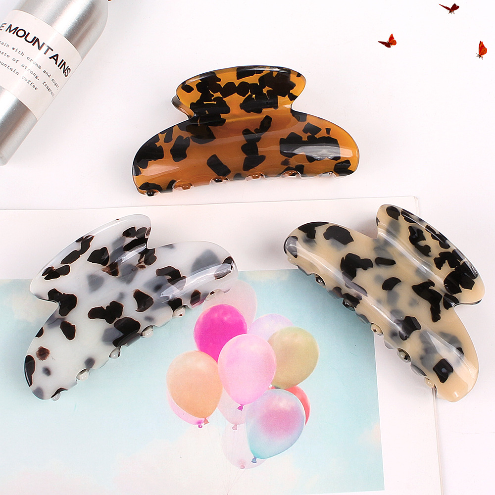 Korean Acrylic Acrylic Hair Accessories Marble Retro Large Cheap Hair Clip Wholesale display picture 3