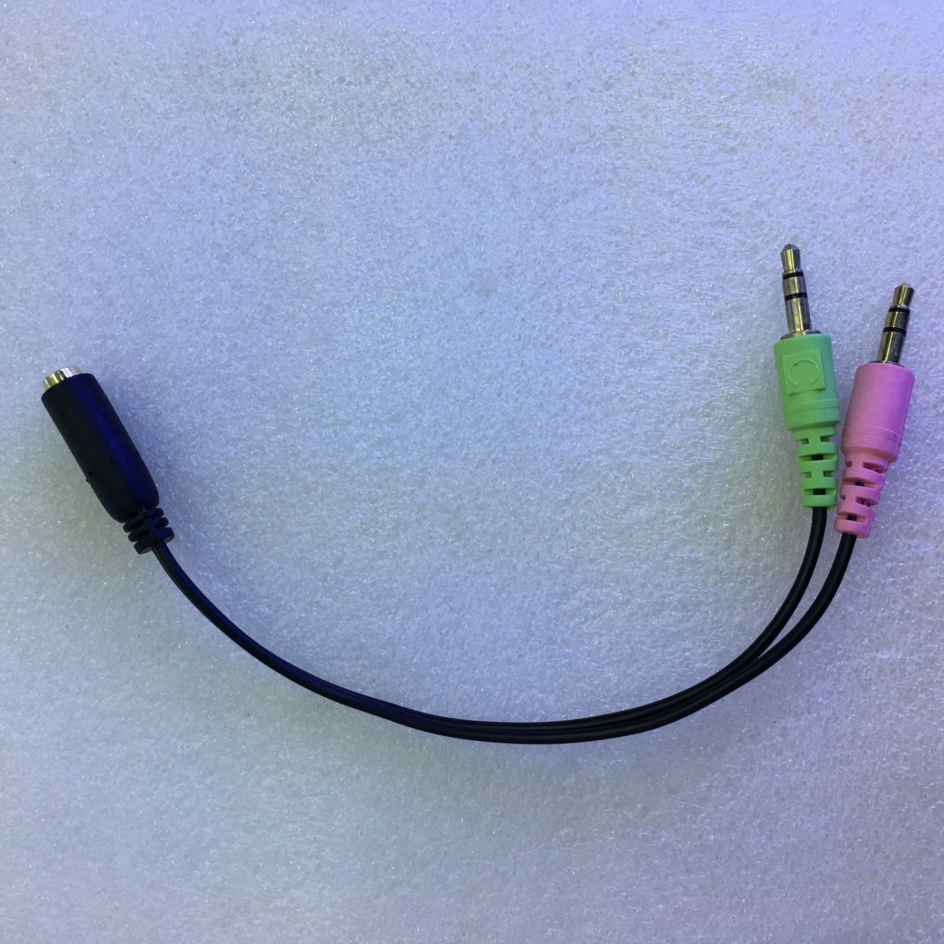 电脑二合一话筒+耳机转换线 一母转2公 耳唛二合一线音频一分二线