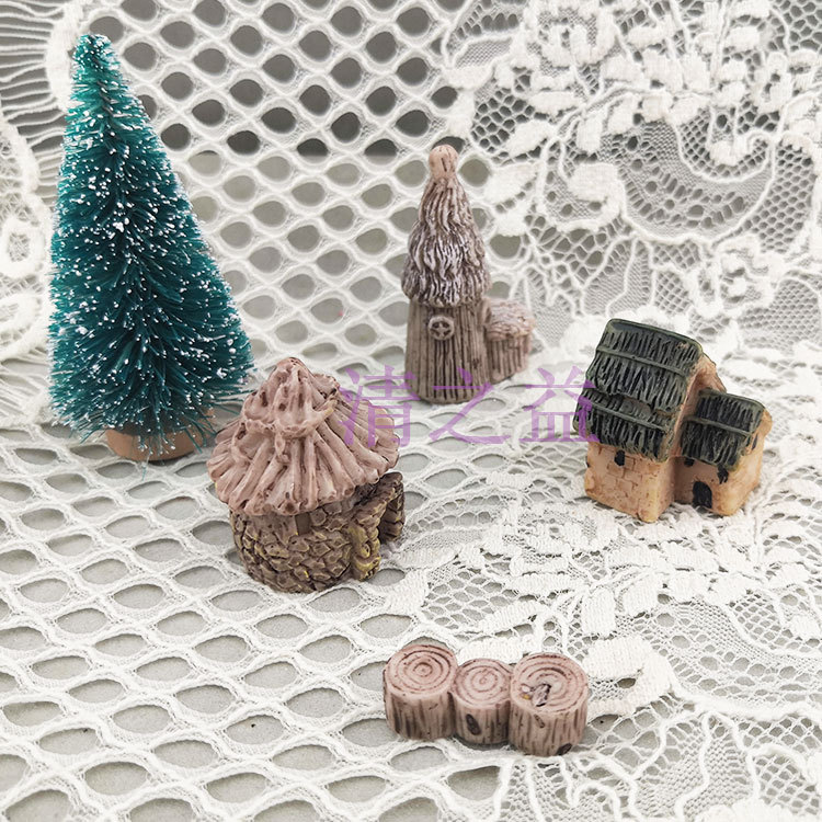 Small realistic three dimensional house handmade, clay, accessory, micro landscape, DIY