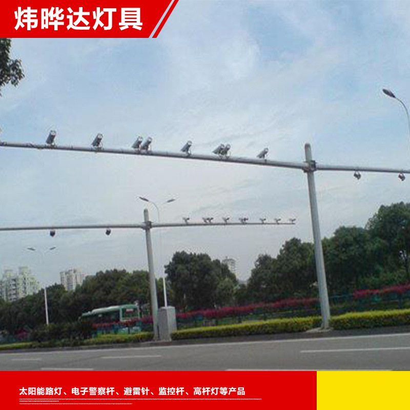 警察信号杆交通信号灯杆机动车红绿箭头指示灯监控器多场景适配