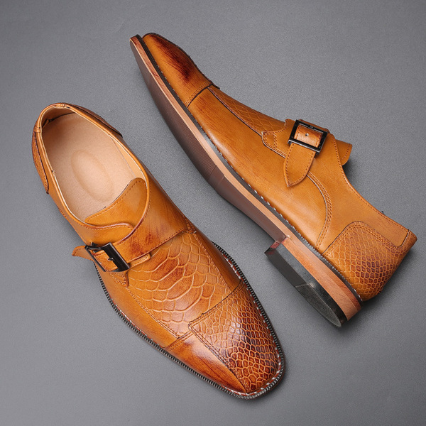 Pointed leather shoes, men's belt buckle, trendy shoes, men's cross-border distribution