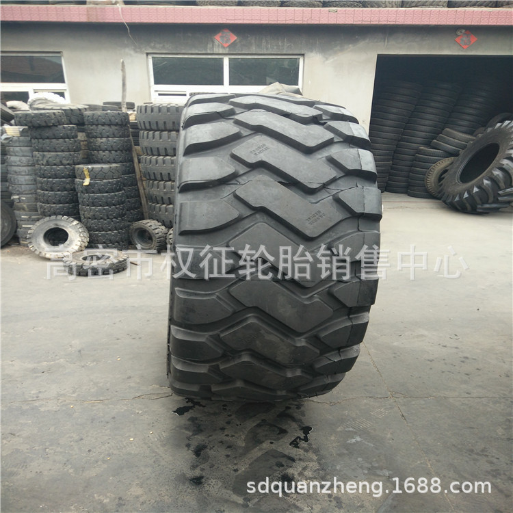 现货供应全钢装载机20.5轮胎23.5全钢工程车轮胎26.5R25