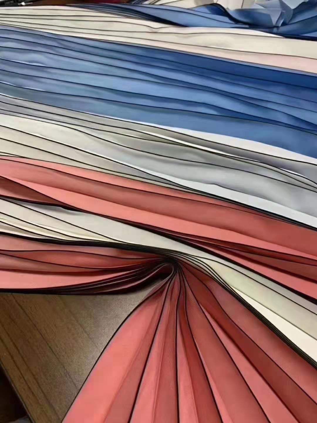 扇形褶皱裙面料