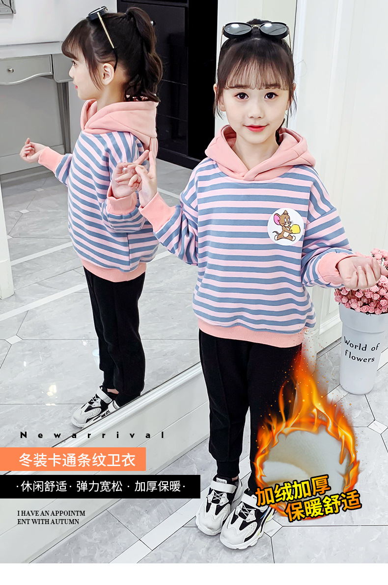 i2uUjf6mxdTrdS49SAV3xOXN8pZmcXoaRQED