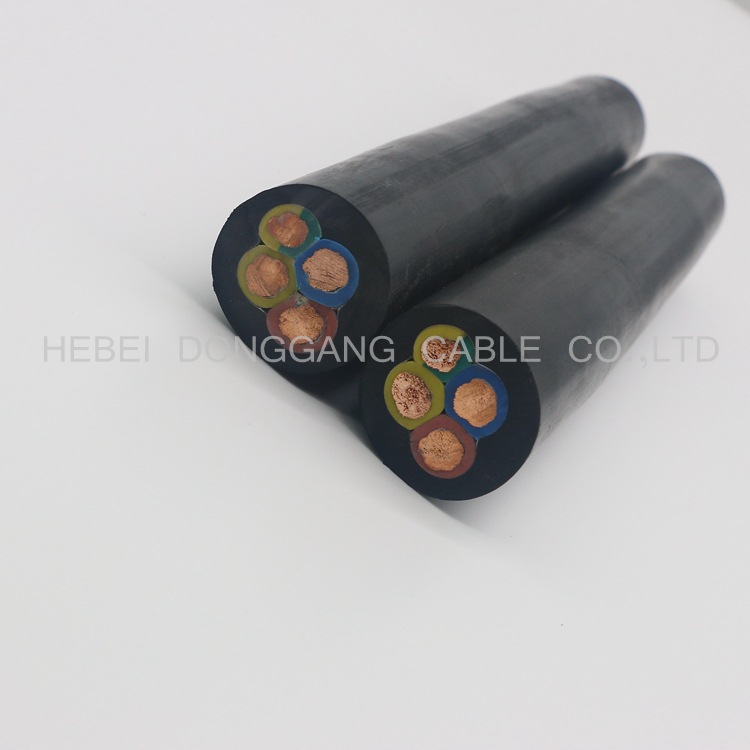 东港厂家供应YC3*25+1*16平方橡套电缆 黑色橡皮电气设备用电缆