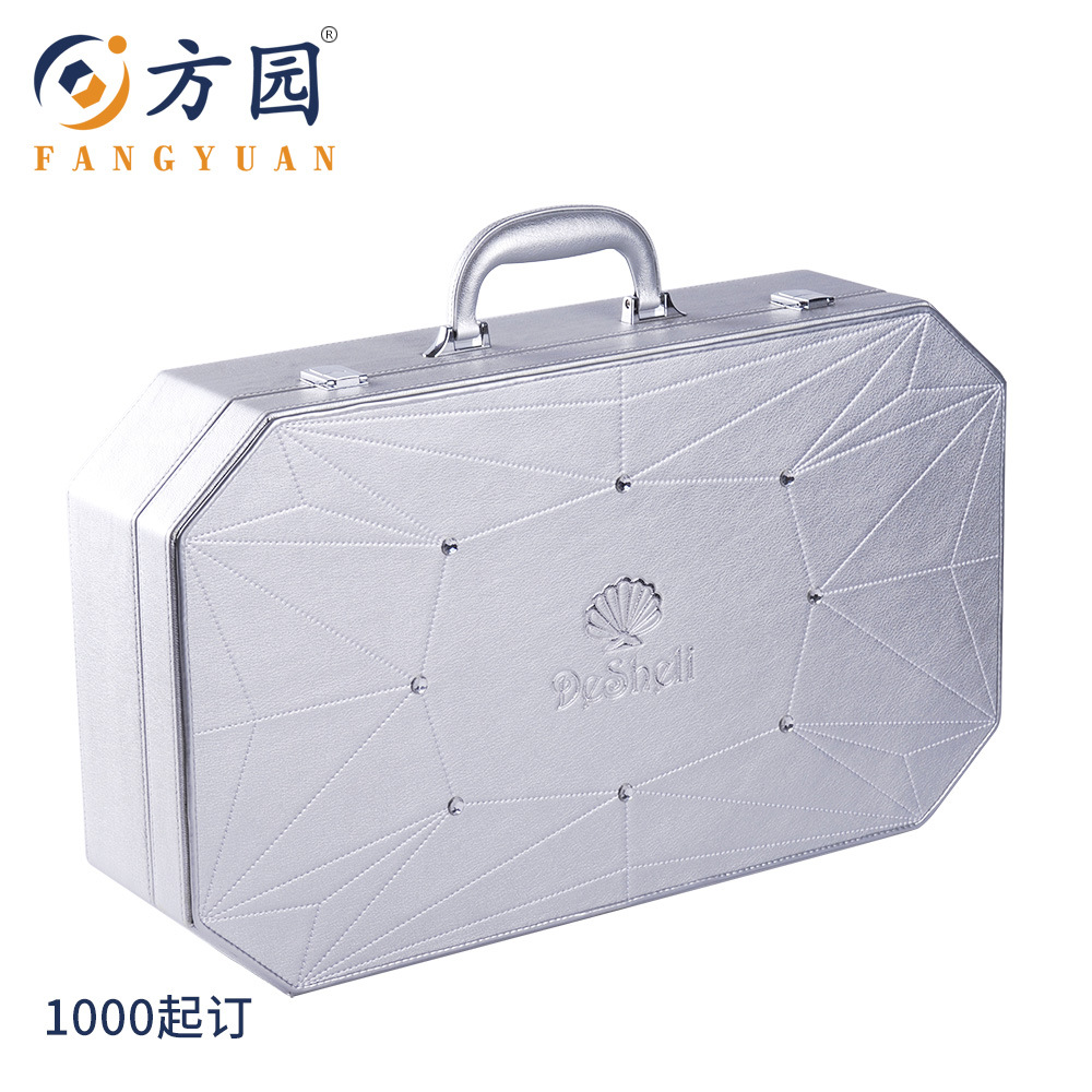 Manufactor Direct selling European and American style Suitcase Jewelry Box Dressing Jewelry box Gift box support customized