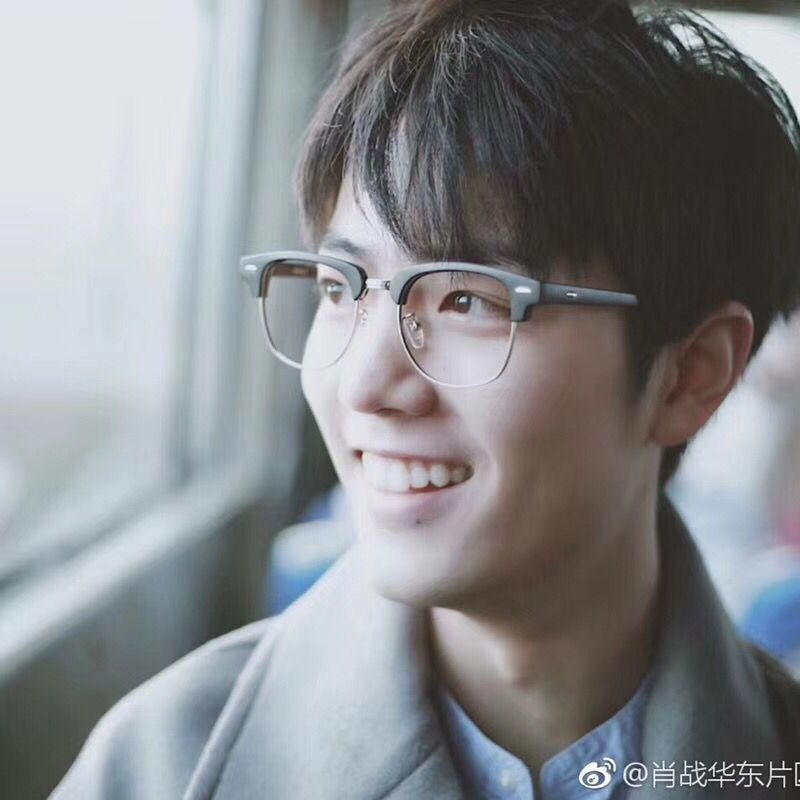 0696FF5BA7E82F1EDB05805B80B411