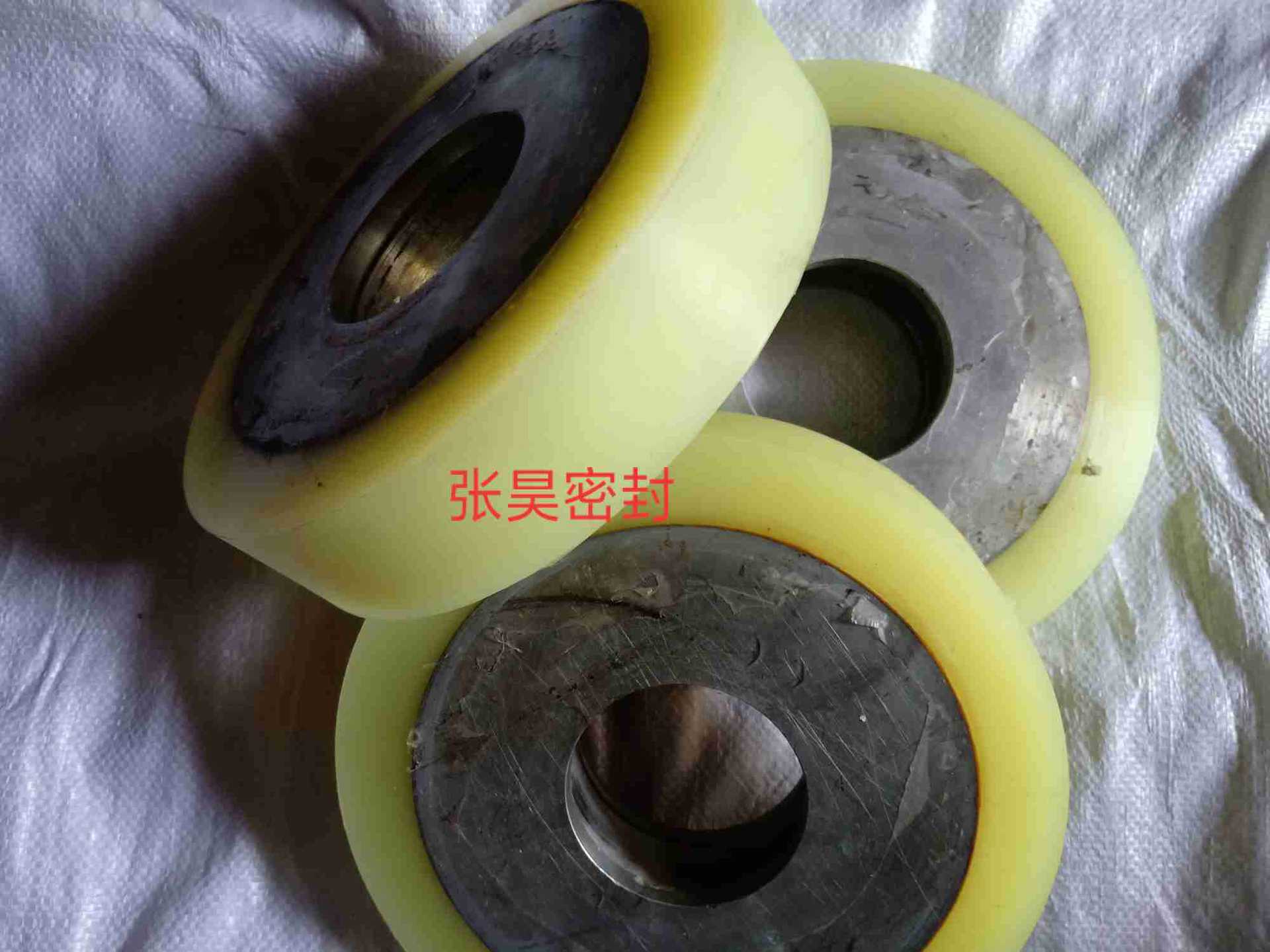 浇注聚氨酯轮滚轮耐磨