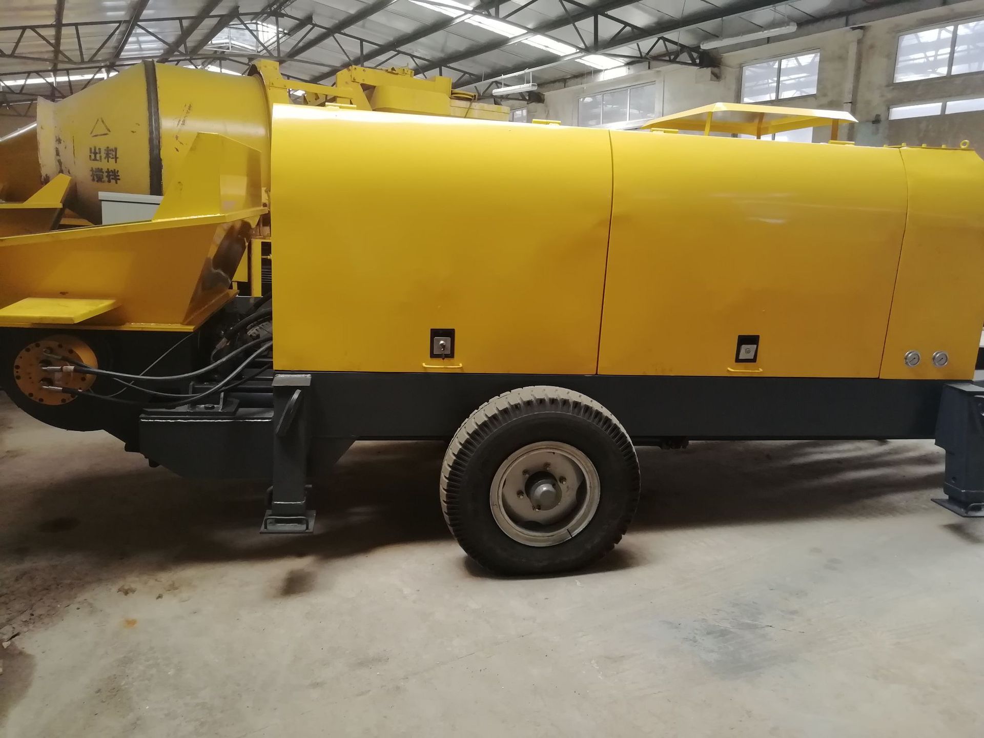 HBTS90S1821-220大型混凝土输送泵 高压双动力高铁泵