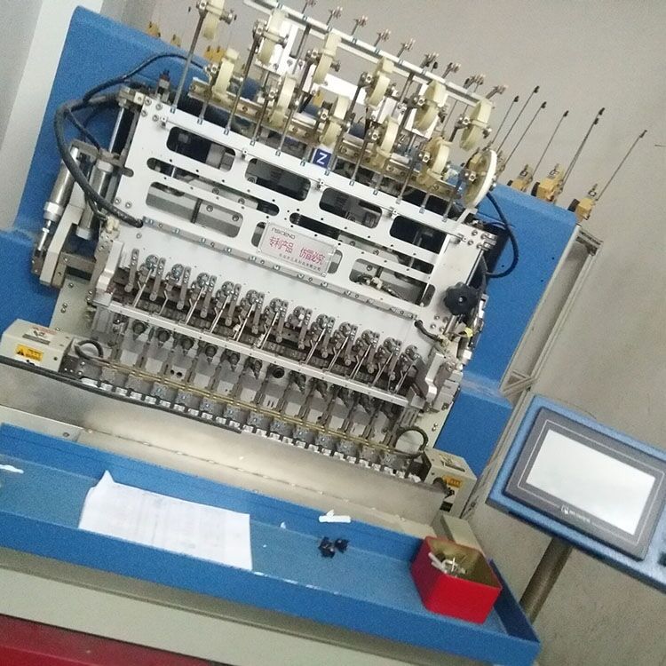 电子表线圈绕线机    气泵点火线圈全自动进口二手绕线机