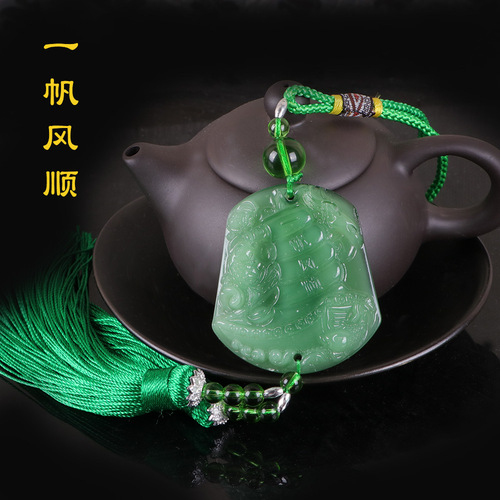 Car pendants, crystal sailboats, car pendants, interior accessories, smooth sailing gifts, insurance company pendants, wholesale