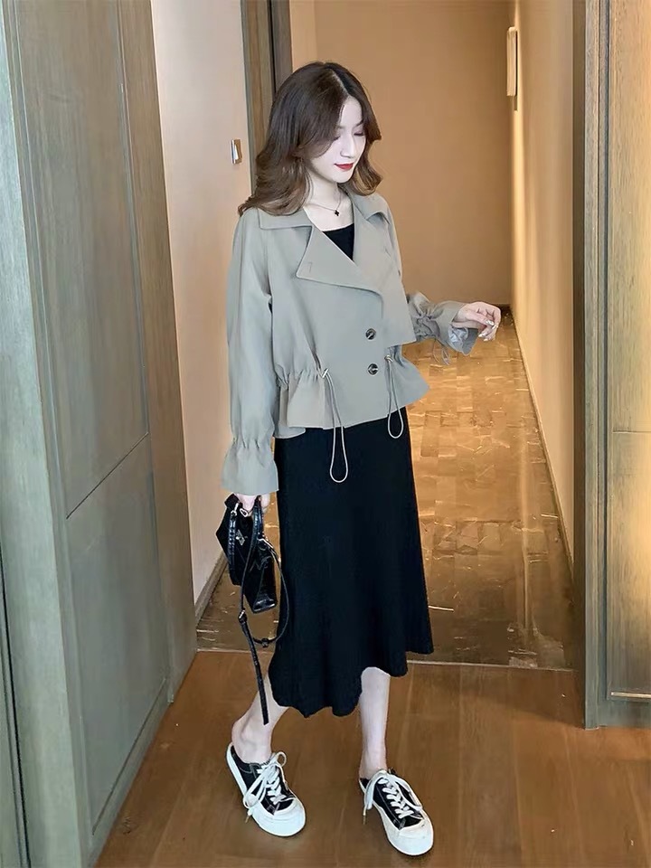 Fashion Women's Short Coat Windbreaker Image 2