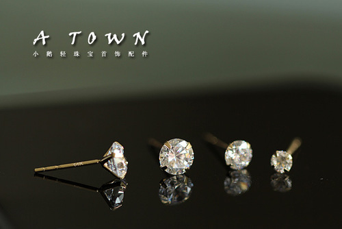 S925 sterling silver plated 14K gold stud earrings, versatile item, single diamond zircon mini Japanese and Korean small round four-prong earrings