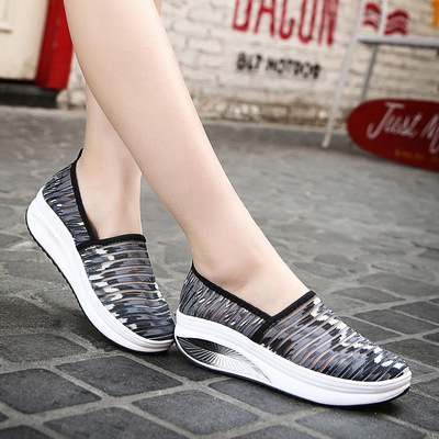 Spring rocking shoes women’s thick sole heightening one pedal sports leisure stripe breathable mesh shoes summer