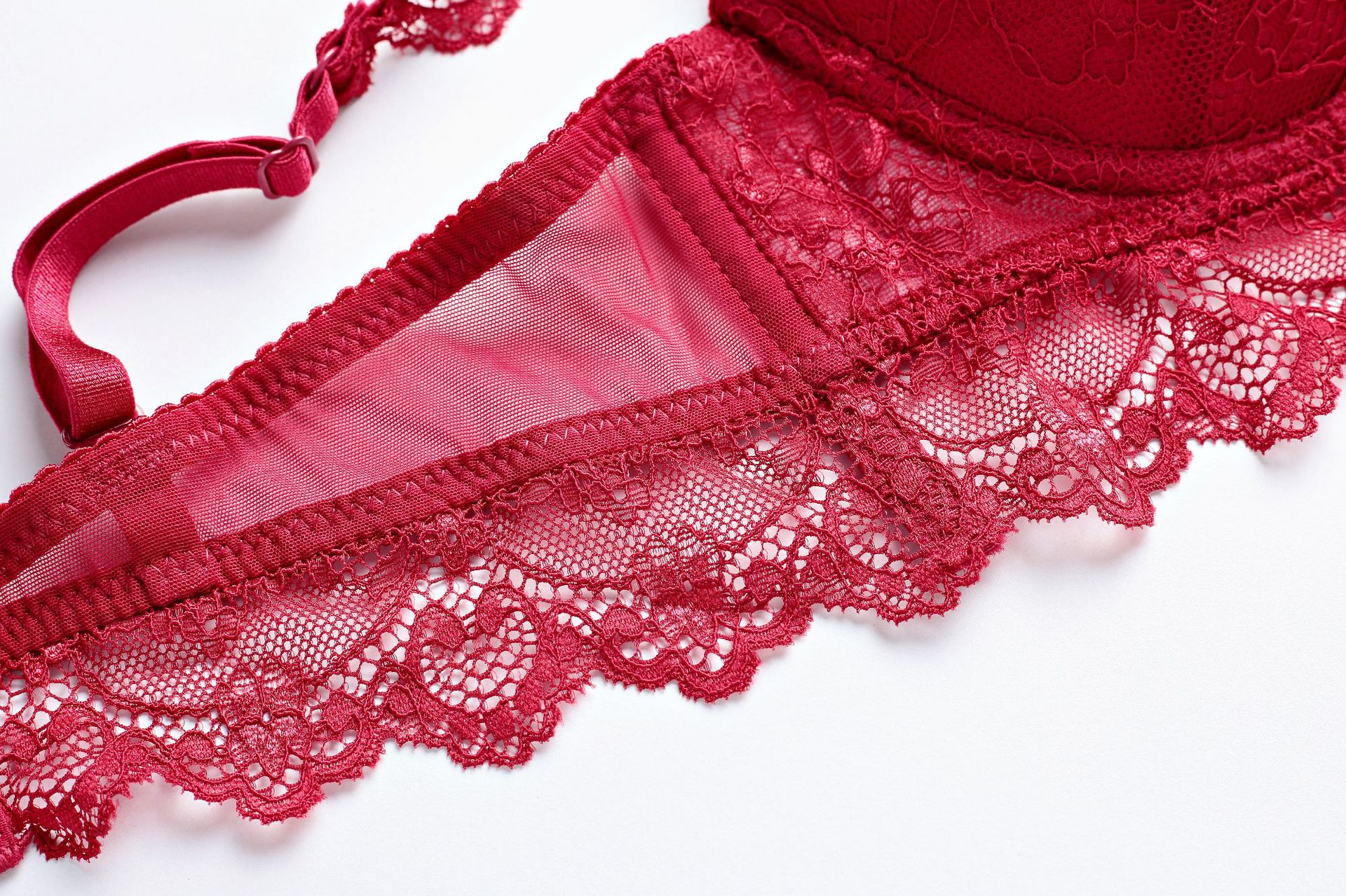 Ensemble soutien-gorge et culotte en dentelle pour femme_voghion.com
