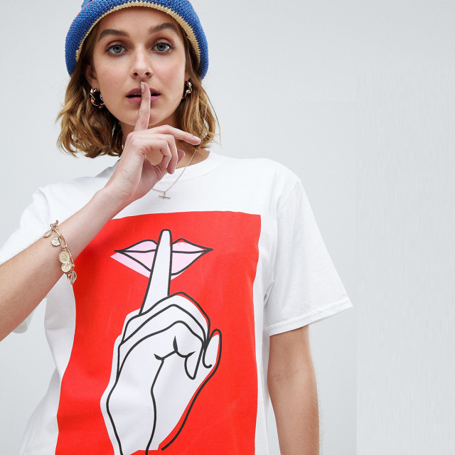 Collision Regeneration Retro-inspired Graphic Lip Printed T-shirt